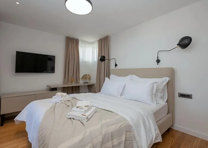 Specia Макарска