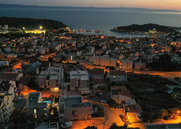 Specia Макарска