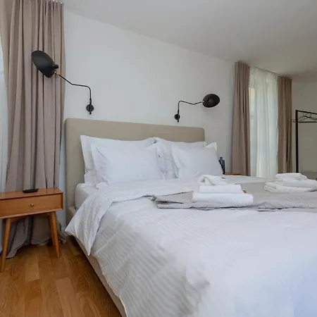 Specia Villa