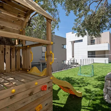 Specia Макарська