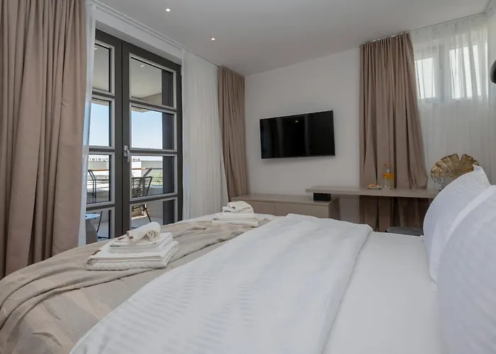 Specia Макарська